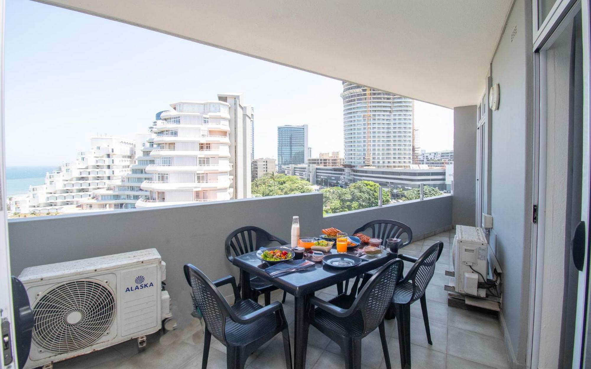 72 Sea Lodge Umhlanga Rocks Дурбан Экстерьер фото